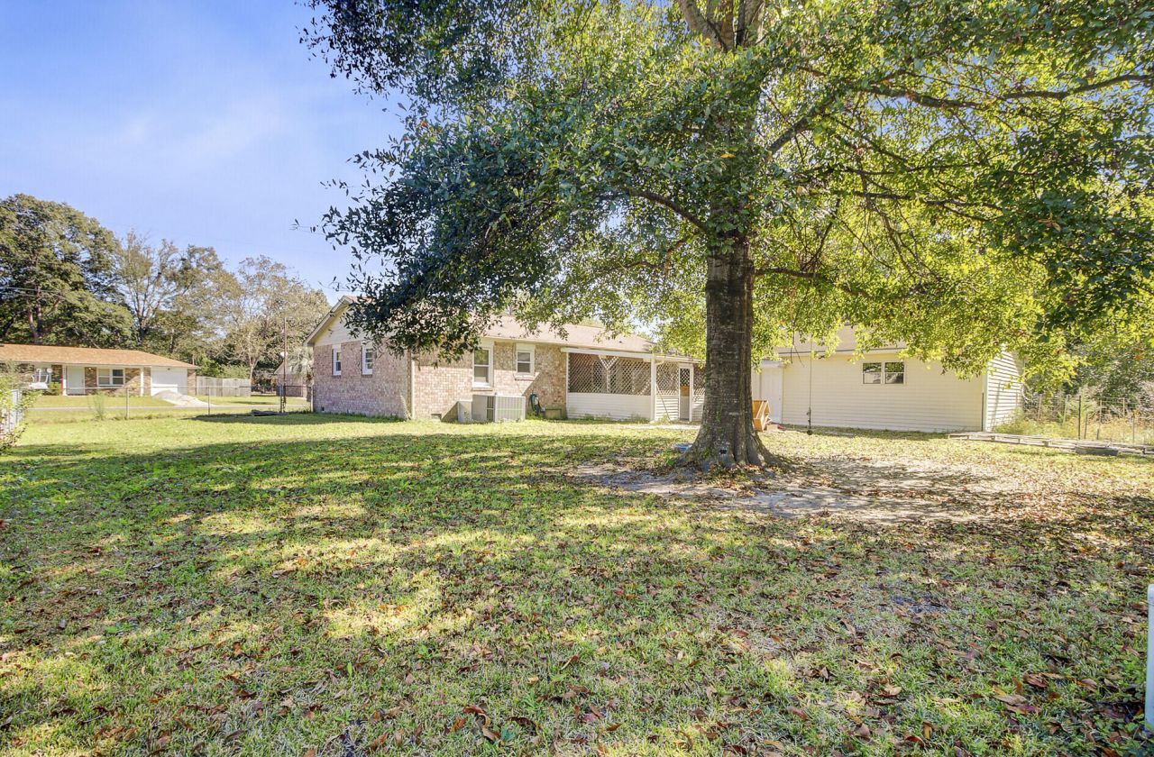 4439 Kindlewood Drive Photo 27