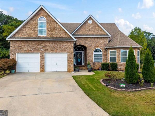 330 Brittney Cove, Loganville, GA 30052