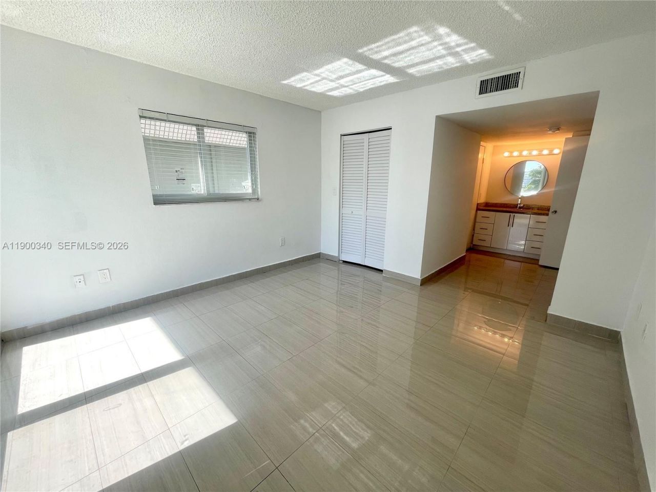 2011 Bay Dr, Unit 1, Miami Beach, FL 33141 Photo