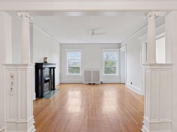 614 Grand Avenue, Unit 3EE, Saint Paul, MN 55102