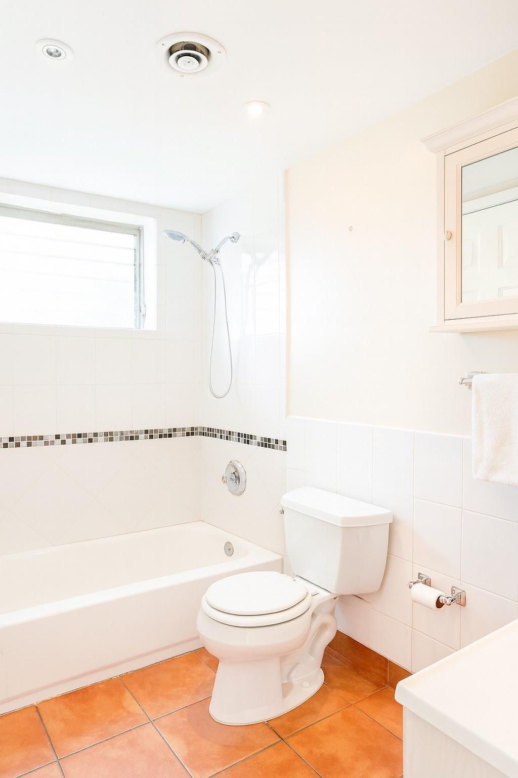 1450 NE 191st Street, Unit 303, Miami, FL 33179 Photo