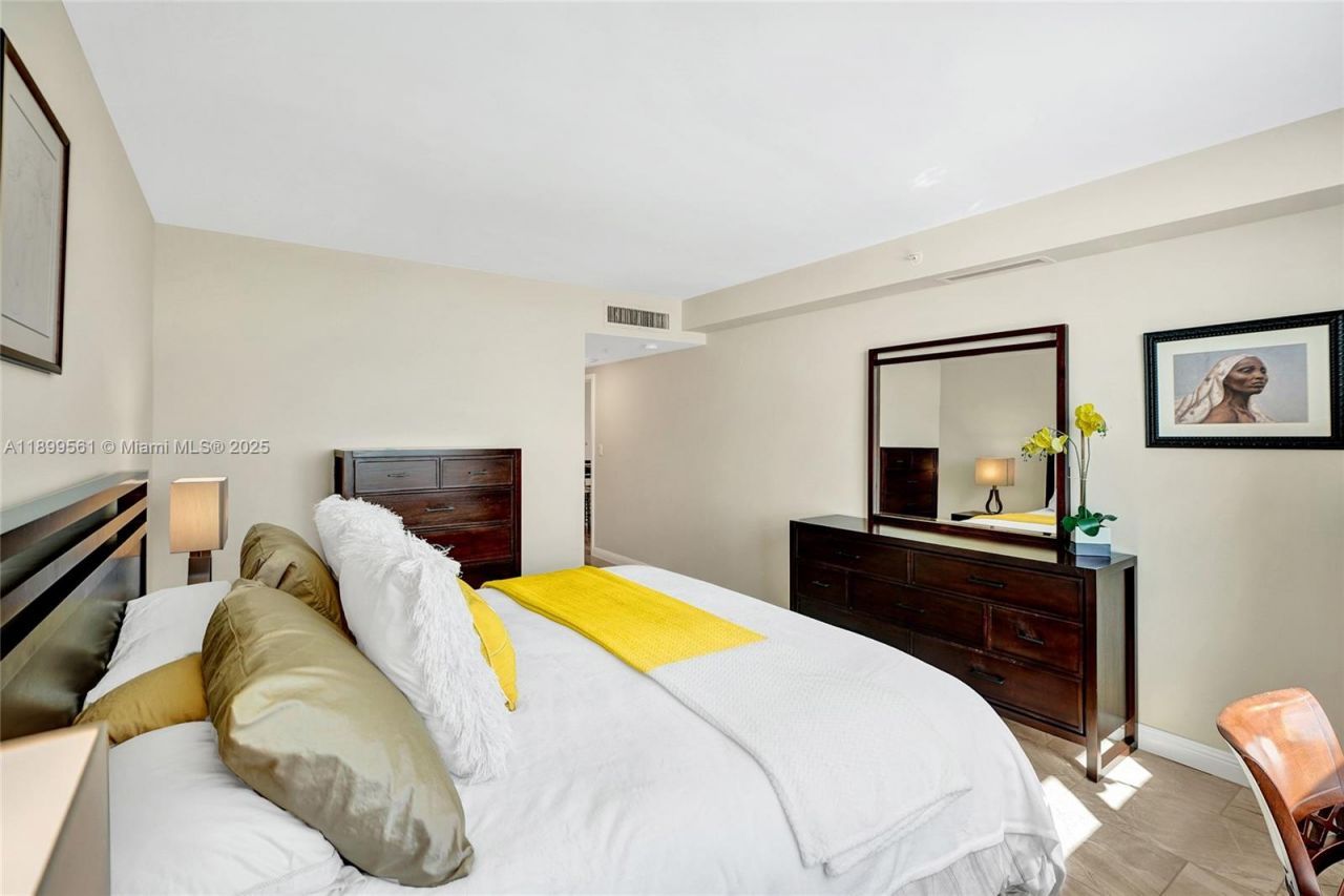 2501 S Ocean Dr, Unit 1423, Hollywood, FL 33019 Photo