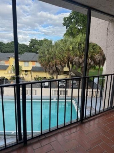 9678 Fontainebleau Blvd, Unit 310, Miami, FL 33172 Photo