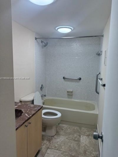 9678 Fontainebleau Blvd, Unit 310, Miami, FL 33172 Photo
