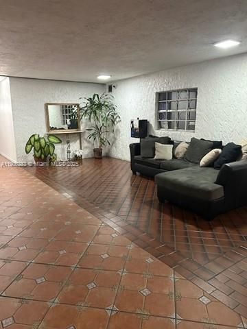 9678 Fontainebleau Blvd, Unit 310, Miami, FL 33172 Photo