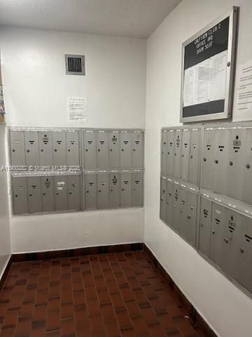 9678 Fontainebleau Blvd, Unit 310, Miami, FL 33172 Photo