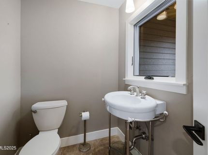 110 Moonstone Lane, Reno, NV 89508 Photo