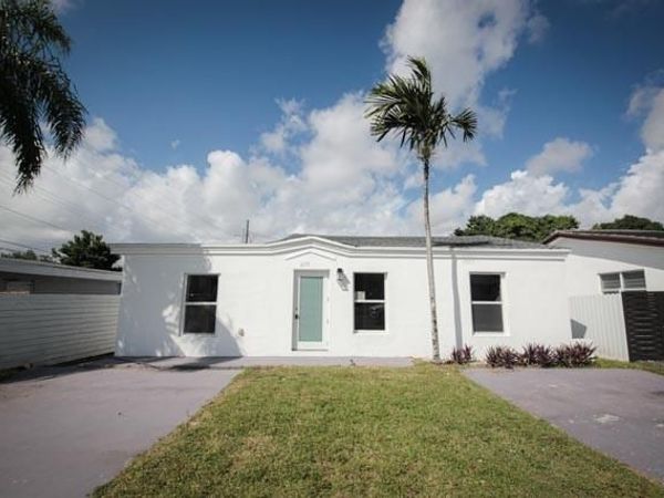 6131 Coral Way, Miami, FL 33155