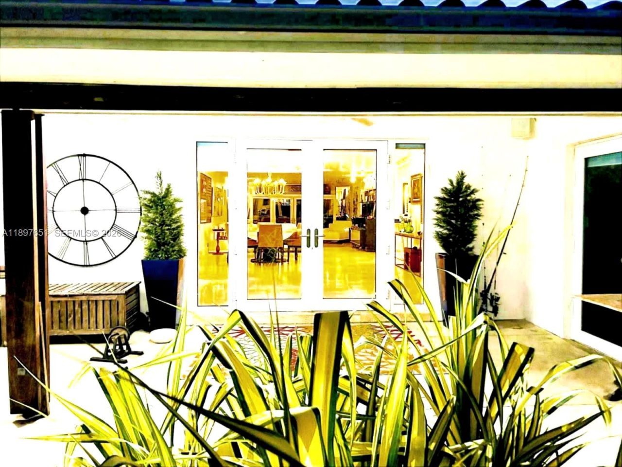 7970 Hawthorne Ave, Miami Beach, FL 33141 Photo