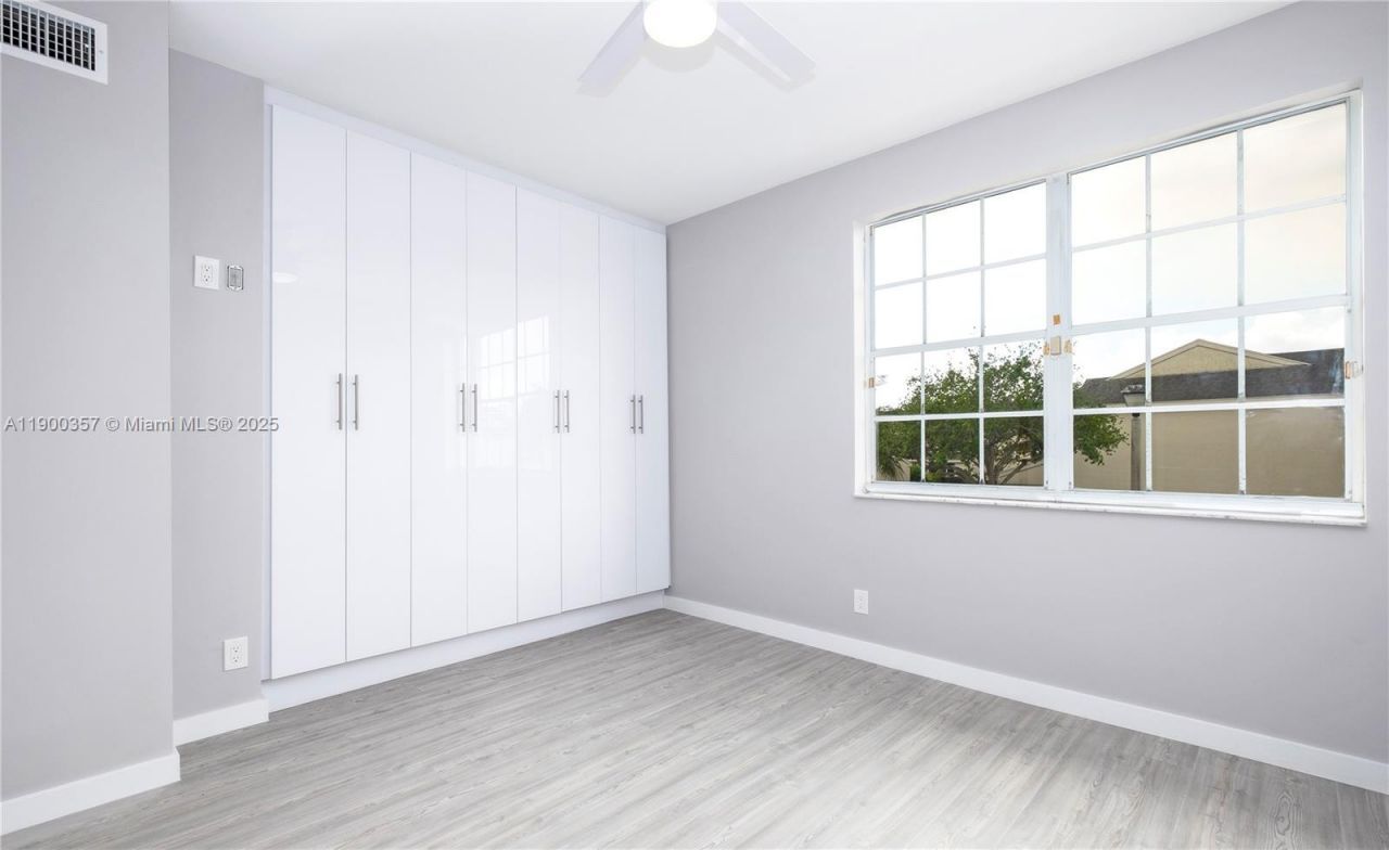 16697 Hemingway Dr, Unit 16697, Weston, FL 33326 Photo