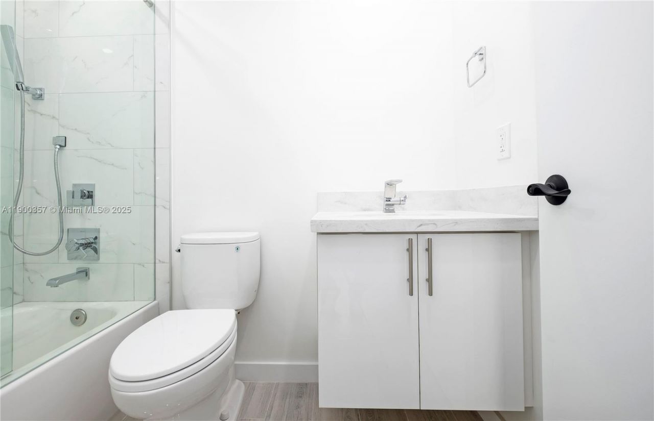 16697 Hemingway Dr, Unit 16697, Weston, FL 33326 Photo