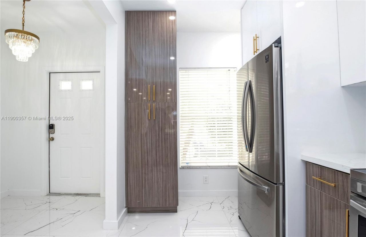 16697 Hemingway Dr, Unit 16697, Weston, FL 33326 Photo