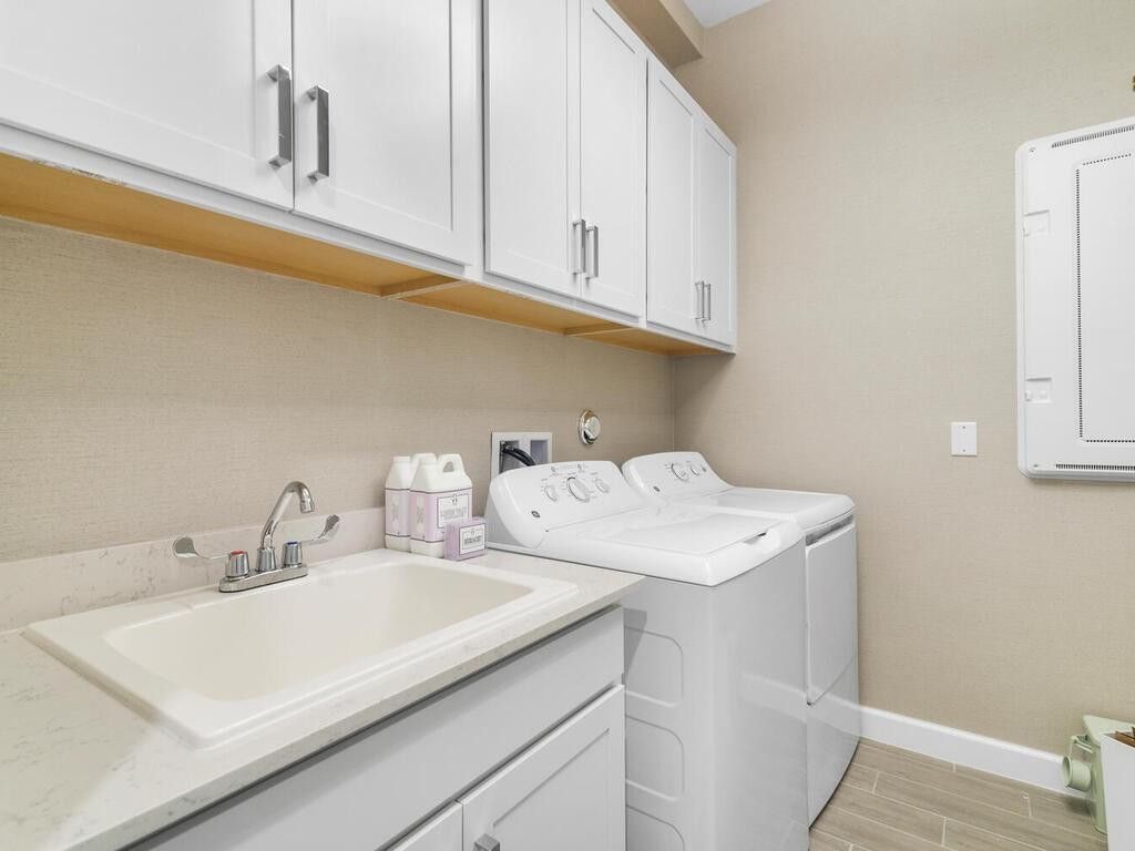 987 Castaway Court, Loxahatchee, FL 33470 Photo