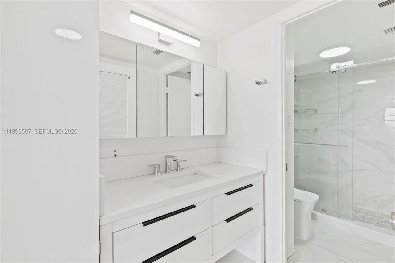 18021 Biscayne Blvd, Unit 1003, Aventura, FL 33160 Photo