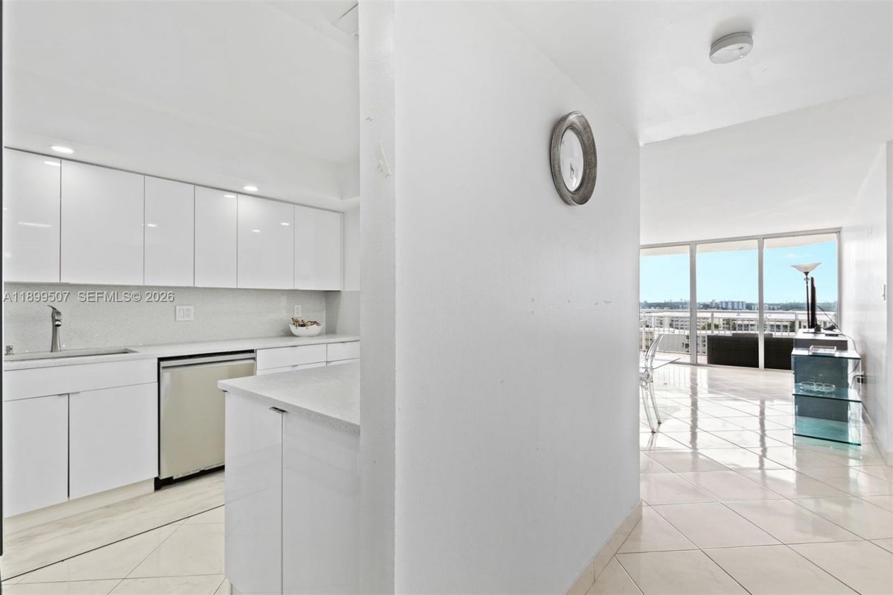 18021 Biscayne Blvd, Unit 1003, Aventura, FL 33160 Photo