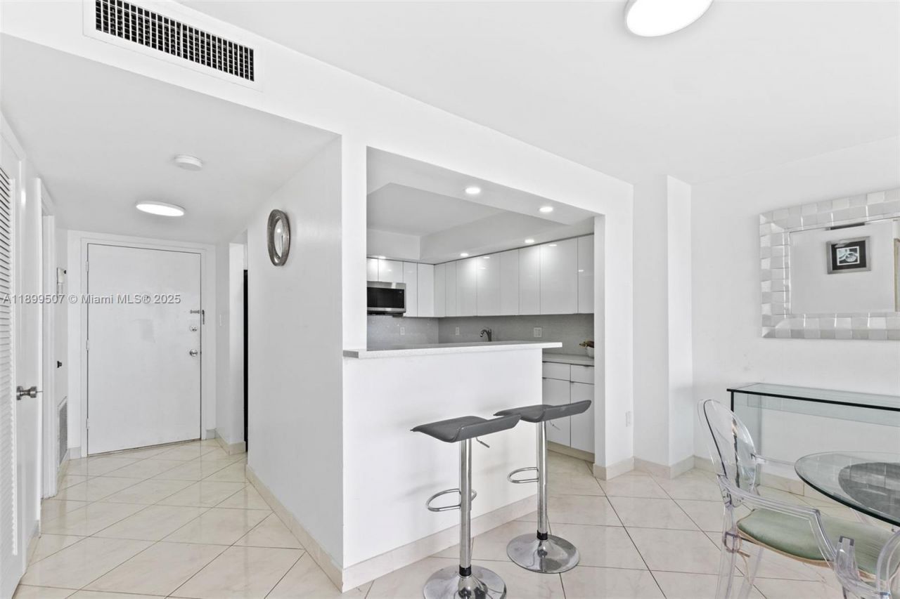 18021 Biscayne Blvd, Unit 1003, Aventura, FL 33160 Photo