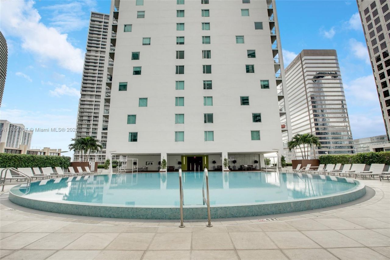 55 SE 6th St, Unit 3701, Miami, FL 33131 Photo