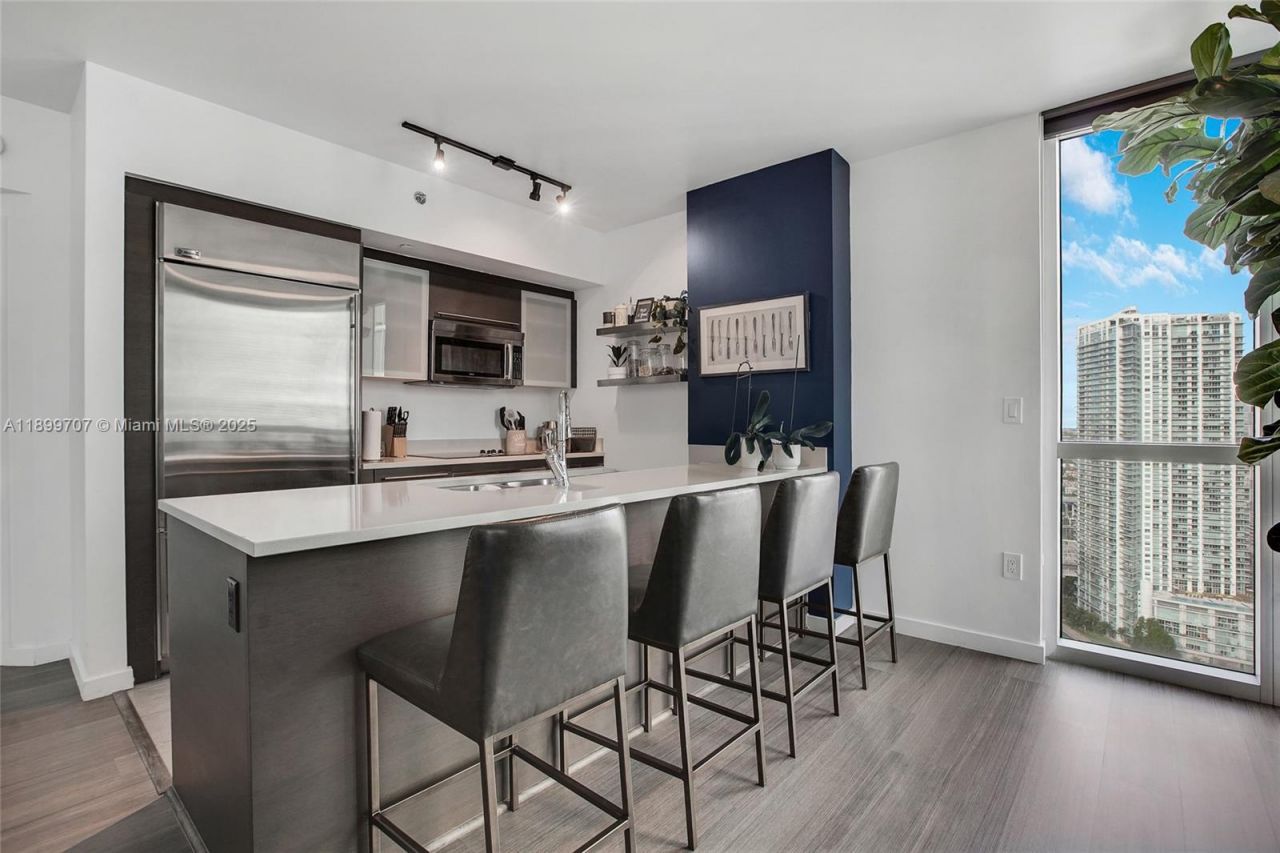 55 SE 6th St, Unit 3701, Miami, FL 33131 Photo