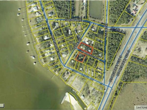 75 Hankins Road, Freeport, FL 32439