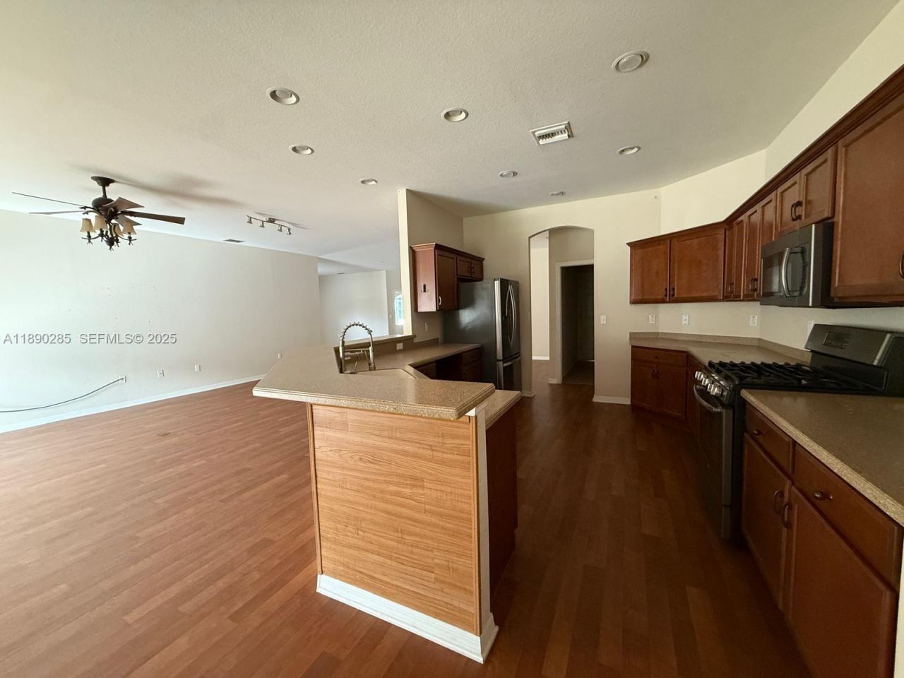 2974 Blackwater Oaks Dr, Lakeland, FL 33860 Photo