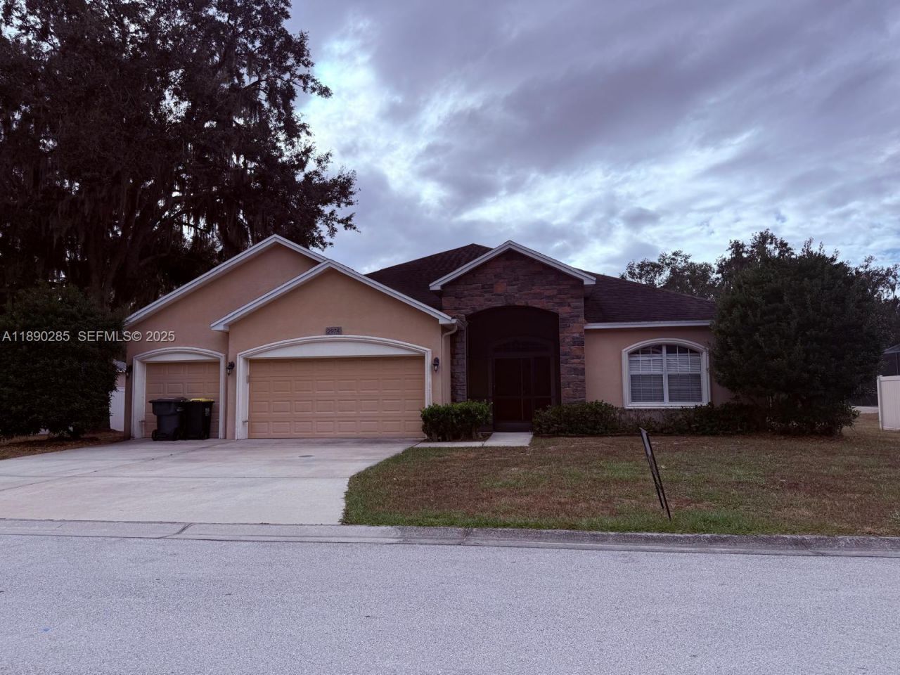 2974 Blackwater Oaks Dr, Lakeland, FL 33860 Photo