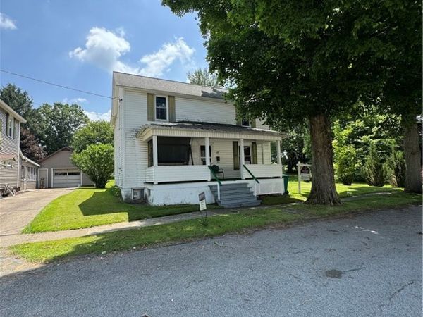 28 Railroad Ave, Homer City, PA 15748