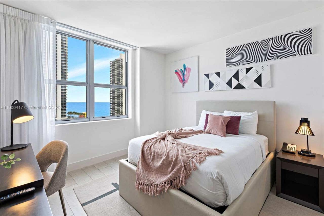 4010 S Ocean Dr, Unit R1701, Hollywood, FL 33019 Photo