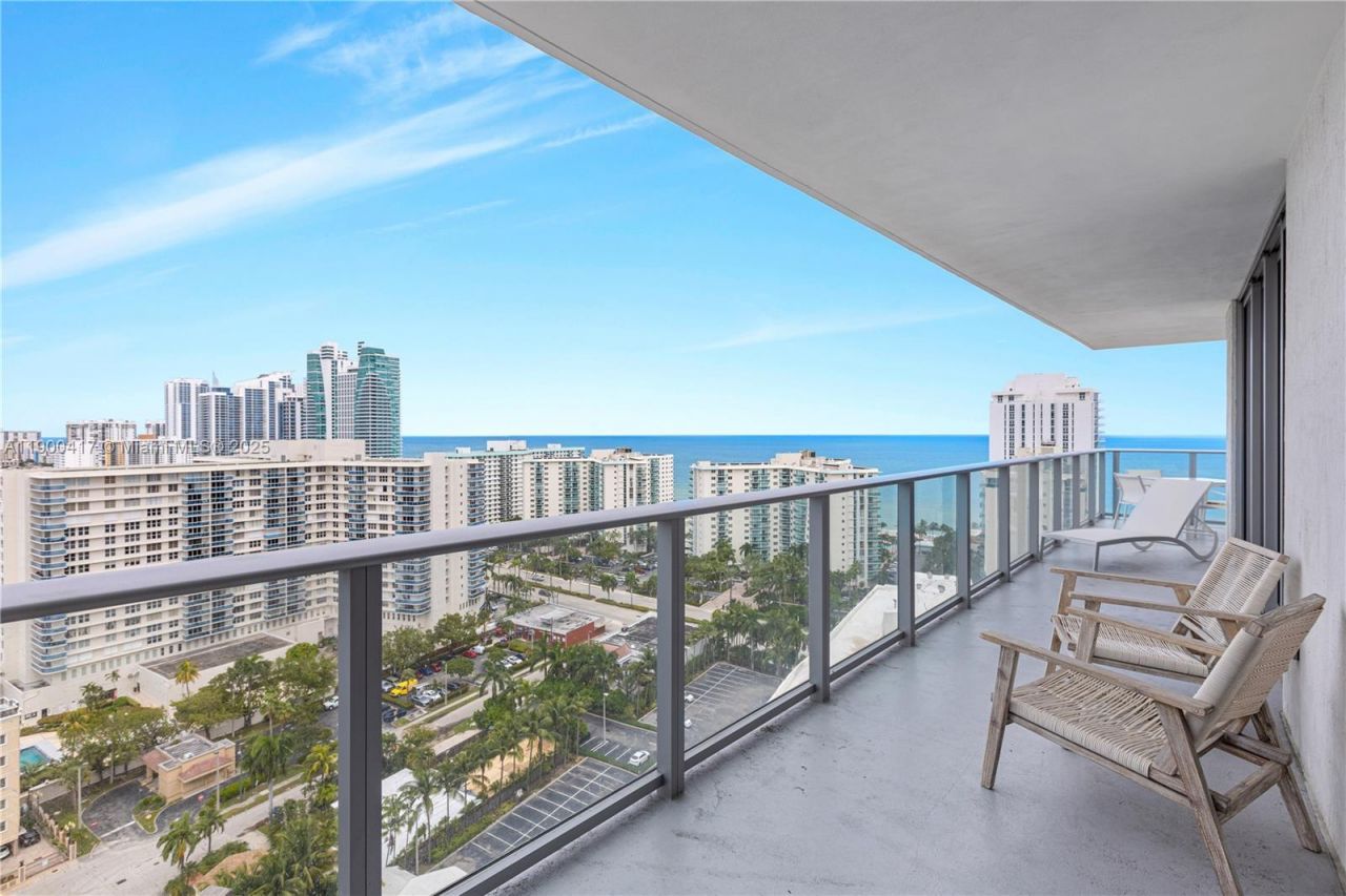 4010 S Ocean Dr, Unit R1701, Hollywood, FL 33019 Photo