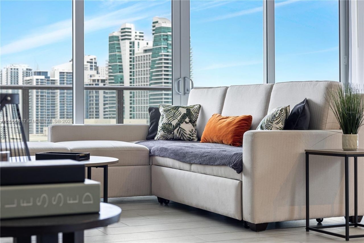 4010 S Ocean Dr, Unit R1701, Hollywood, FL 33019 Photo