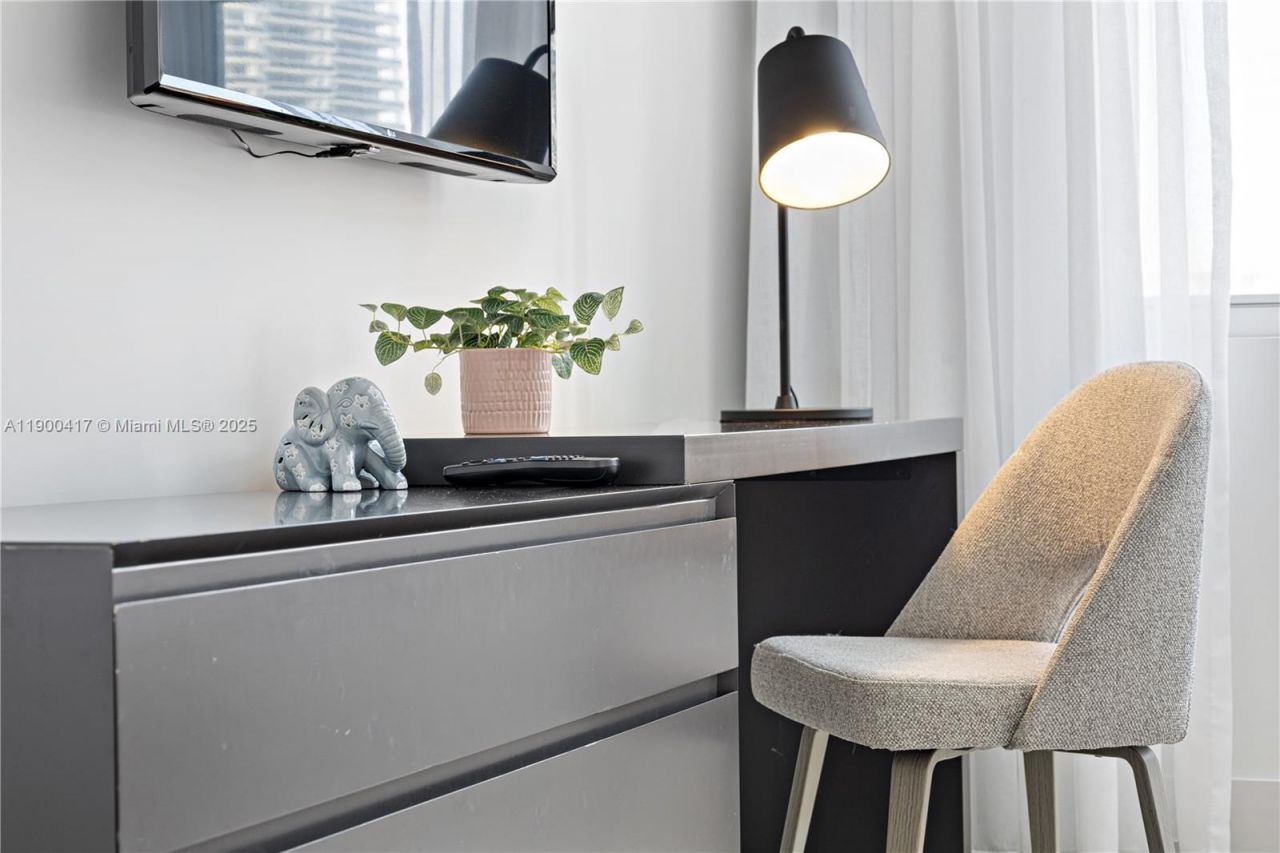 4010 S Ocean Dr, Unit R1701, Hollywood, FL 33019 Photo