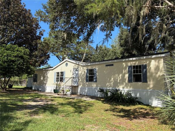 102 THIRD STREET, LADY LAKE, FL 32159