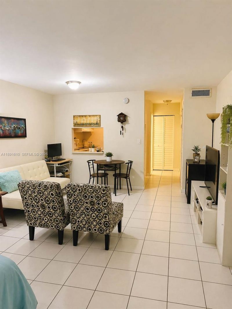 271 NW 177th St, Unit B-207, Miami Gardens, FL 33169 Photo