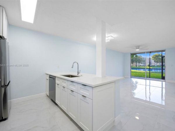 Unit 104, Lauderhill, FL 33351