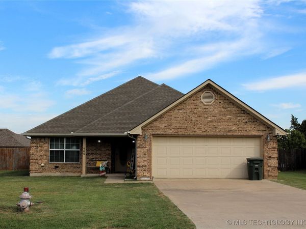 908 N 3rd, Calera, OK 74730