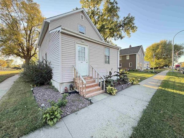 401 MAIN ST, Jefferson, SD 57038