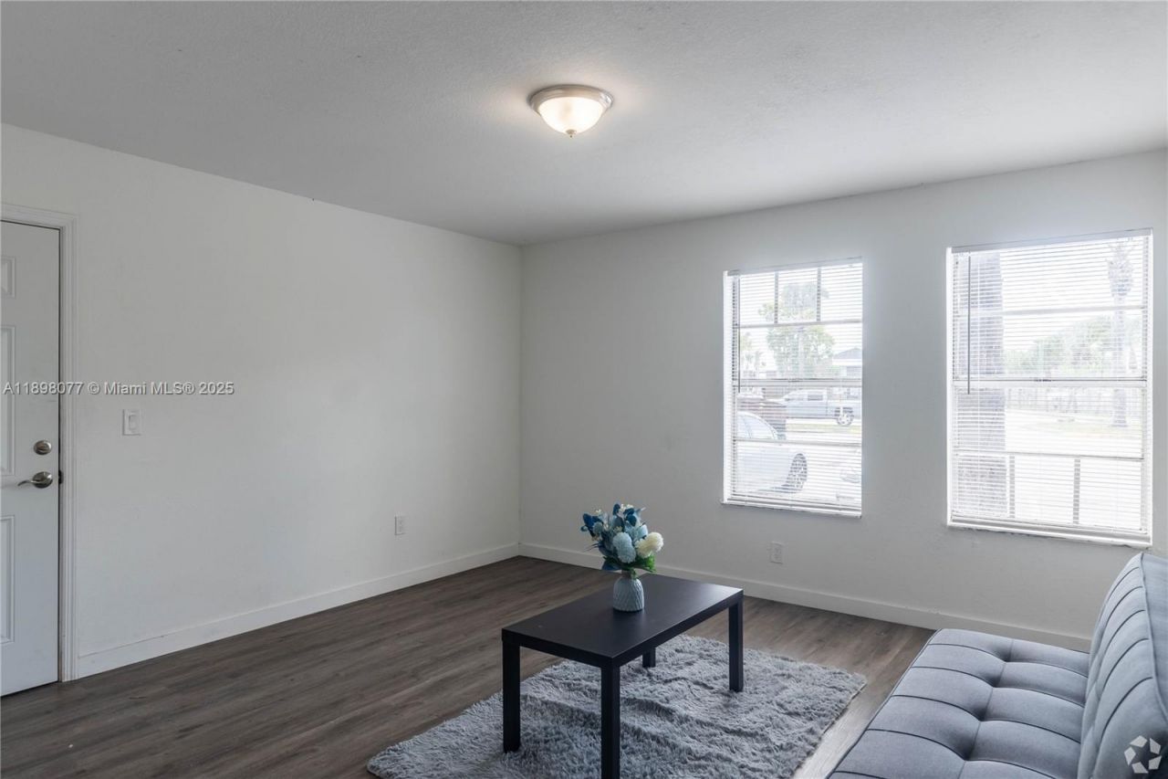 2000 S Main Street, Unit 000, Belle Glade, FL 33430 Photo