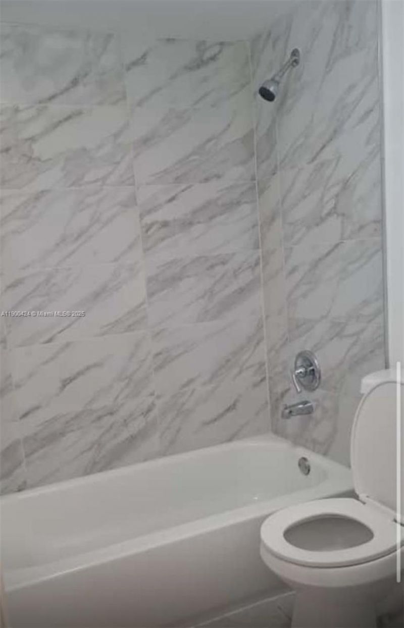 714 Executive Center Dr, Unit 25, West Palm Beach, FL 33401 Photo