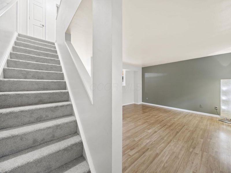 7685 Whitneyway Drive, Unit 17, Columbus, OH 43085 Photo 14