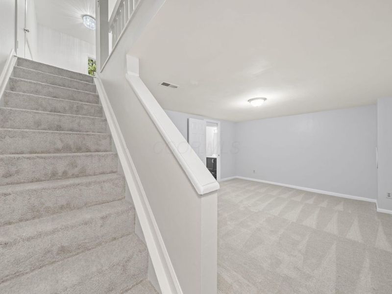 7685 Whitneyway Drive, Unit 17, Columbus, OH 43085 Photo 22