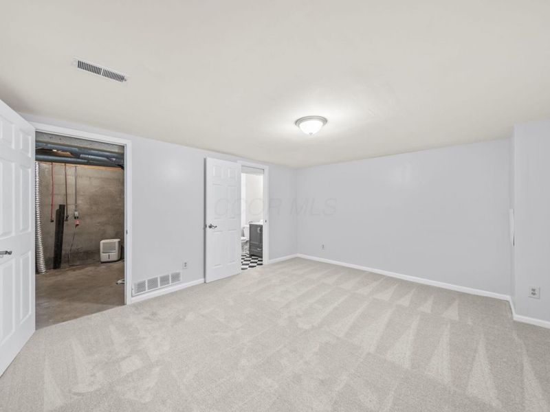 7685 Whitneyway Drive, Unit 17, Columbus, OH 43085 Photo 23