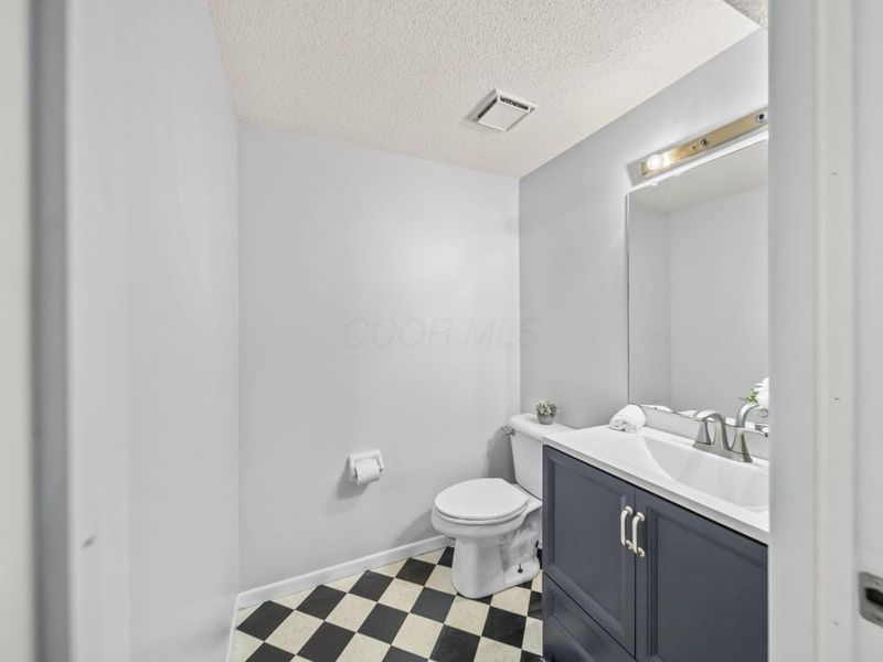 7685 Whitneyway Drive, Unit 17, Columbus, OH 43085 Photo 26