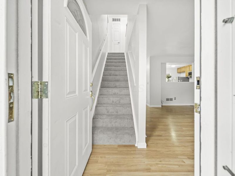 7685 Whitneyway Drive, Unit 17, Columbus, OH 43085 Photo 7