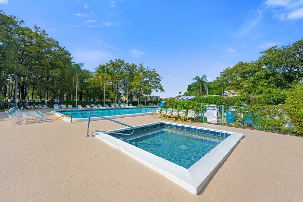 7900 NW 50th St, Unit 104, Lauderhill, FL 33351 Photo