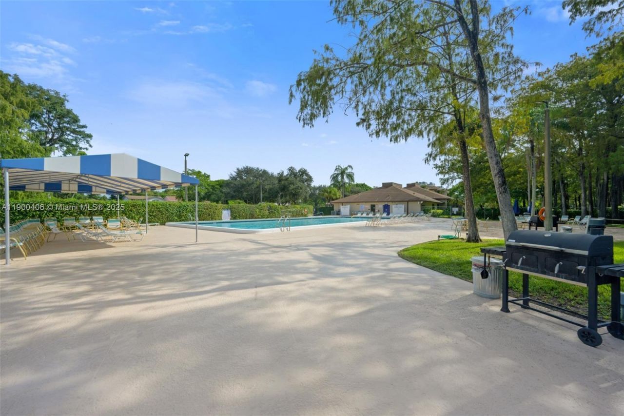 7900 NW 50th St, Unit 104, Lauderhill, FL 33351 Photo