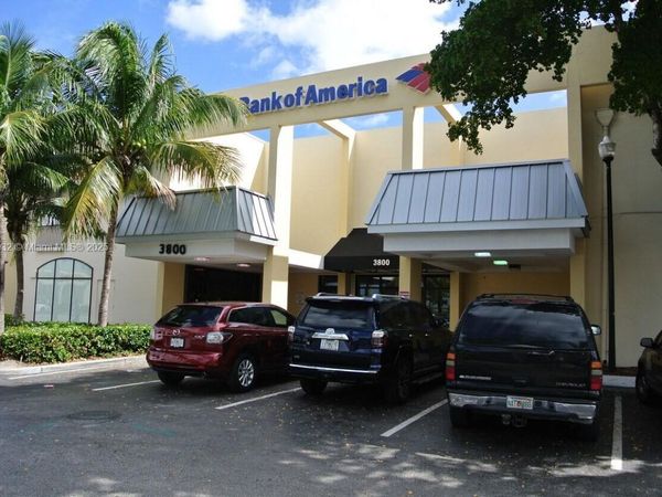 3800 W Broward Blvd, Plantation, FL 33312