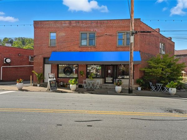 21 Grant Ave, Etna, PA 15223