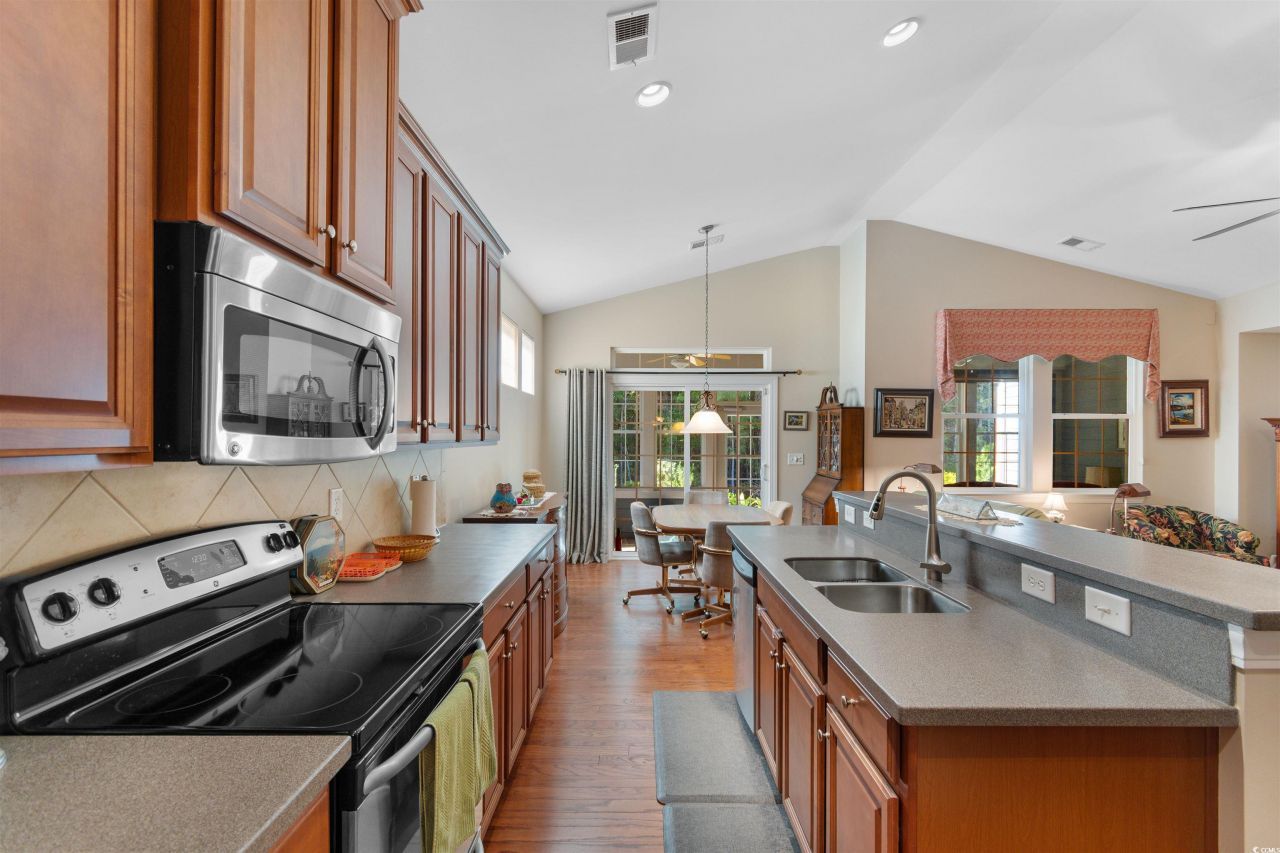 1573 Culbertson Ave. Photo 8