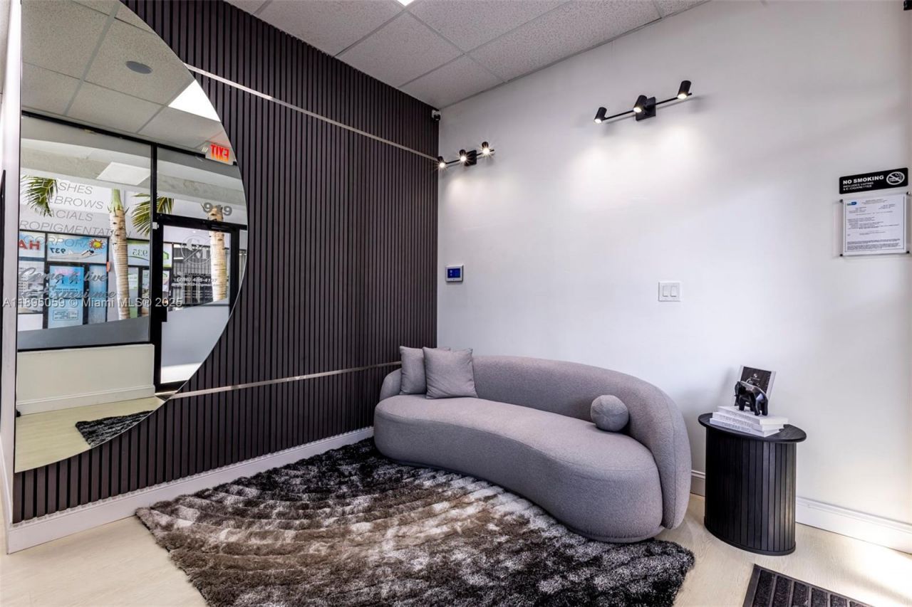 919 SW 122nd Ave, Miami, FL 33184 Photo