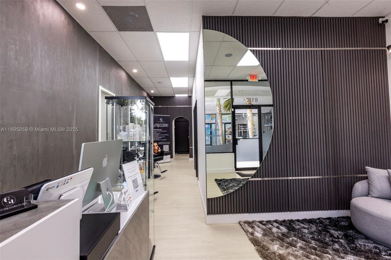 919 SW 122nd Ave, Miami, FL 33184 Photo