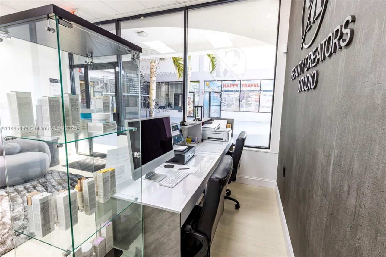 919 SW 122nd Ave, Miami, FL 33184 Photo